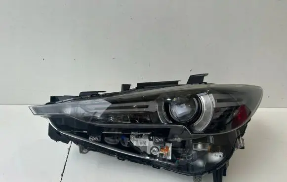 Mazda CX-5 Headlight/headlamp KB8N51040