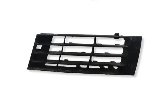 Audi A4 S4 B5 8D Front bumper lower grill 8D0807645