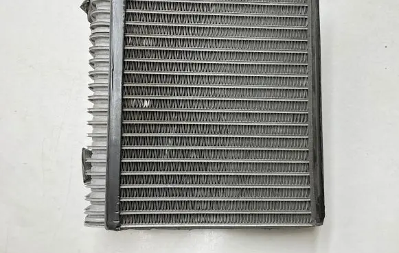 Air conditioning (A/C) radiator (interior)