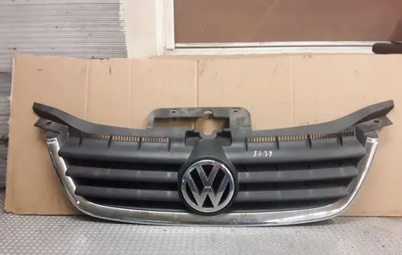 Volkswagen Touran I Front bumper upper radiator grill 1T0853651