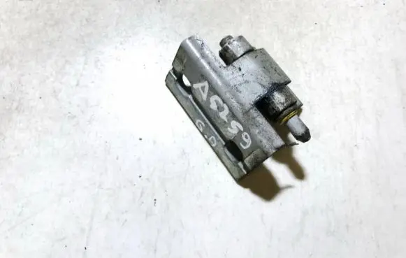 Volvo S80 Rear door lower hinge
