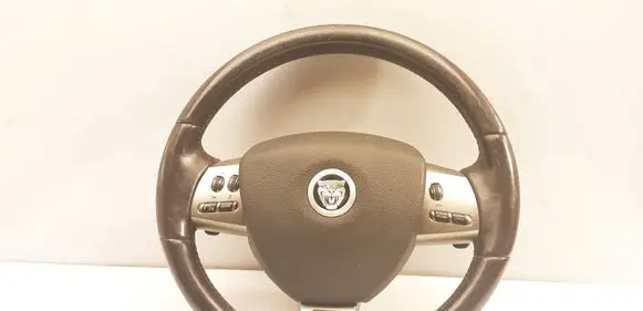 Jaguar XF X250 Steering wheel X2092640040 8X23CCAMS