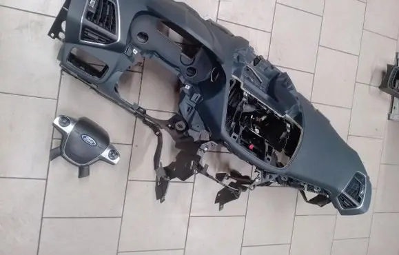 Ford C-MAX II Dashboard 