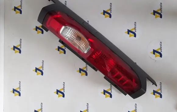Opel Vivaro Rear/tail lights