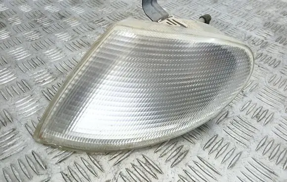 Ford Galaxy Front indicator light 