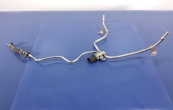 Audi A8 S8 D4 4H Fuel line pipe 06E127509AL