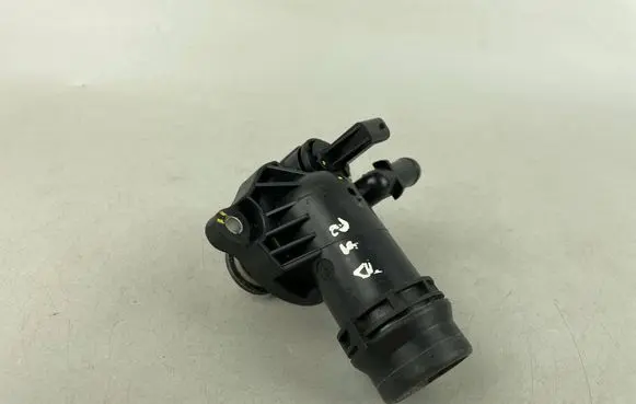 Chrysler Pacifica Thermostat housing 68217305AF 62981A