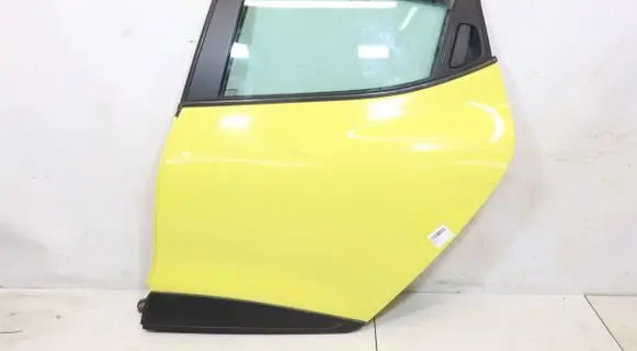 Renault Clio IV Rear door 