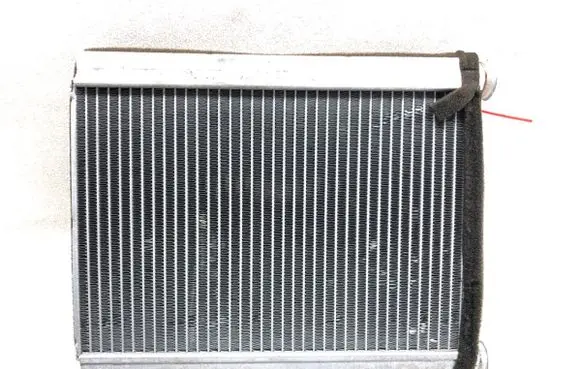 Toyota Corolla Verso E121 Heater blower radiator 