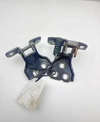 Jeep Grand Cherokee (WK) Front door hinge set V053 VR079