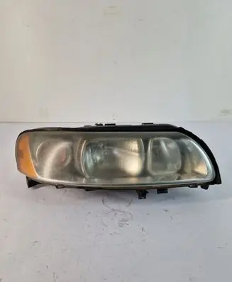 Volvo V70 Headlight/headlamp 30648209
