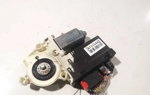 Citroen C8 Front door window regulator motor 1488726080