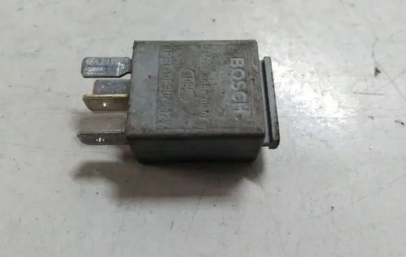 Volkswagen Golf V Other relay 1K0951253
