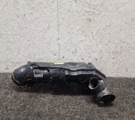 BMW X1 U11 Other engine bay part 9468657