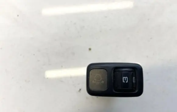 Mazda 626 Headlight level height control switch