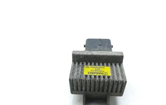 Ford Kuga I Glow plug pre-heat relay 8200859243