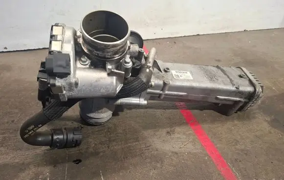 Volvo V60 EGR valve cooler 31325030 31216665