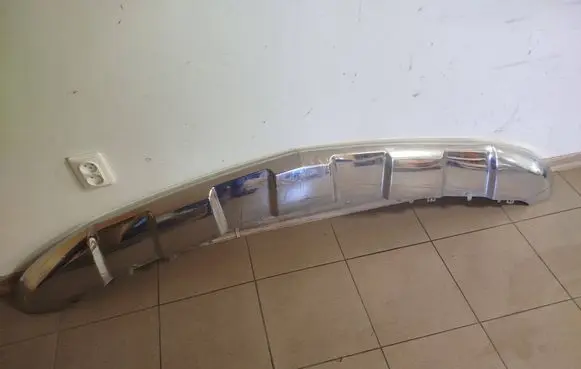 Mercedes-Benz GL X166 Front bumper lip A1668857825 A1668856625