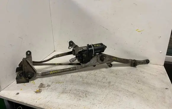 Lexus RX 450H Front wiper linkage and motor 8511048200