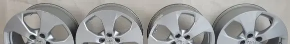 Toyota RAV 4 (XA50) R17 alloy rim PW457-42000 10R-048207 10R-04