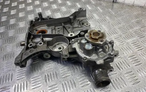 Opel Insignia A Oil pump 55565003 2119091