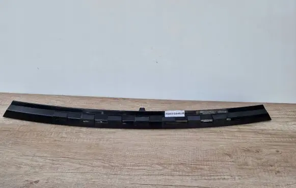 Porsche Panamera (971) Tailgate trim 971827044B