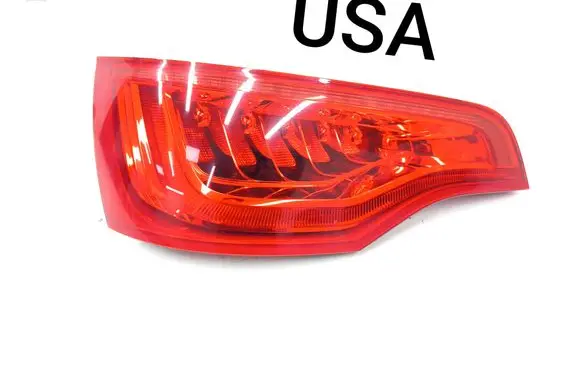 Audi Q7 4L Tailgate rear/tail lights 4L0945093G