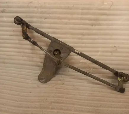 BMW X5 E53 Front wiper linkage and motor 7046570 24024042