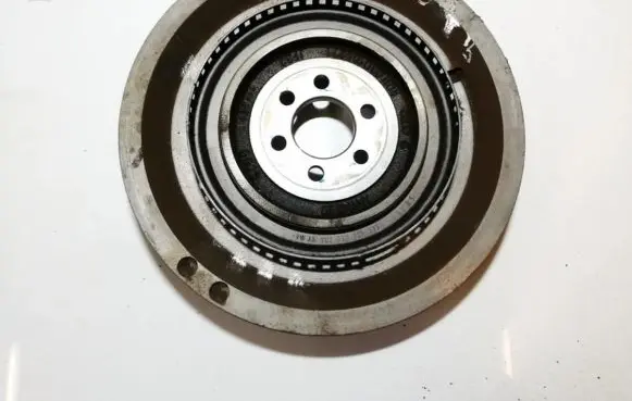 Skoda Fabia Mk1 (6Y) Flywheel 03d105271 03d105333
