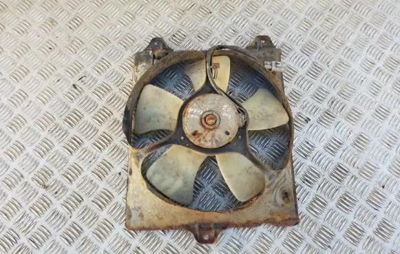 Toyota Avensis T220 Electric radiator cooling fan