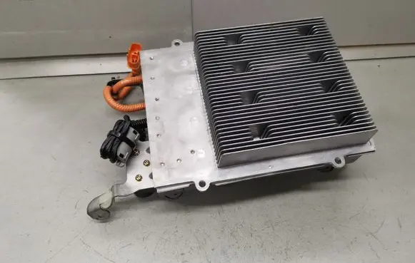 Honda Civic Voltage converter inverter 1C800PZA0230