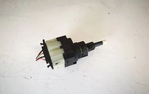 Skoda Octavia Mk2 (1Z) Brake pedal sensor switch 0911094