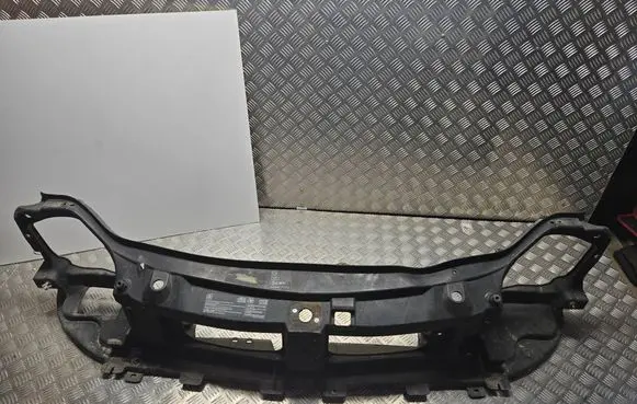 Opel Vivaro Radiator support slam panel 8200143340
