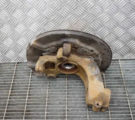Volvo V70 Front wheel hub 6G913K171A