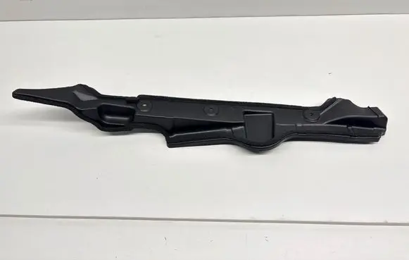 Toyota Prius+ (ZVW40) Fender end trim 5382747040