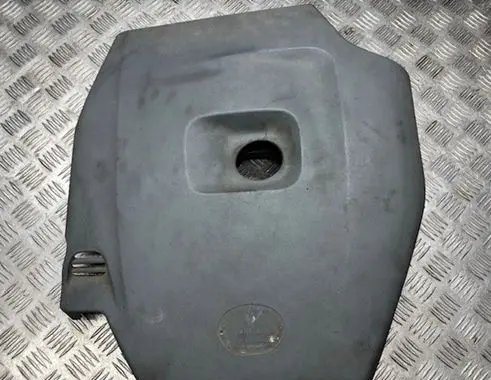 Lexus IS 220D-250-350 Engine cover (trim) 