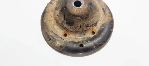 Subaru Impreza I Coil spring mount 
