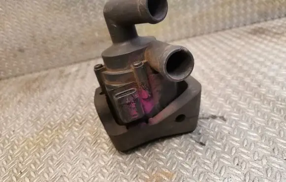 BMW 5 F10 F11 Electric auxiliary coolant/water pump 9230234
