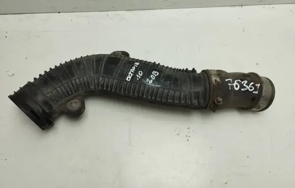 Skoda Octavia Mk2 (1Z) Air intake hose/pipe 1K0145840R