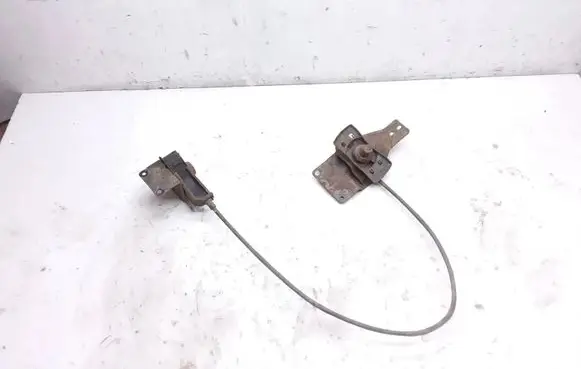 Opel Movano B Spare wheel mounting bracket