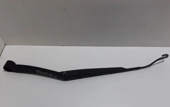 Hyundai Santa Fe Windshield/front glass wiper blade R9697