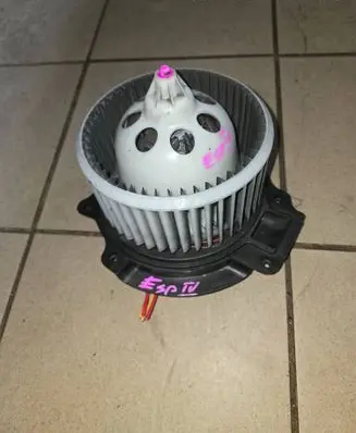 Renault Espace - Grand espace IV Heater fan/blower 52492209