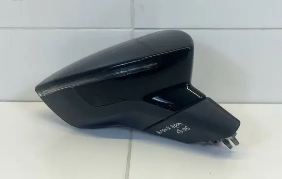 Seat Arona Front door electric wing mirror E9026684