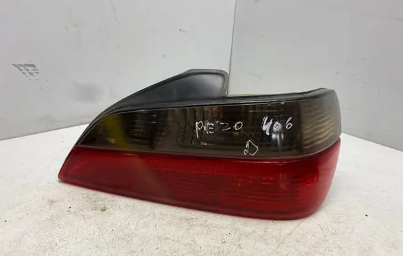 Peugeot 406 Rear/tail lights 2255D