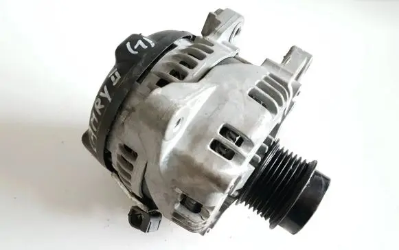 Toyota Camry Generator/alternator 270600H110 TN1042104880