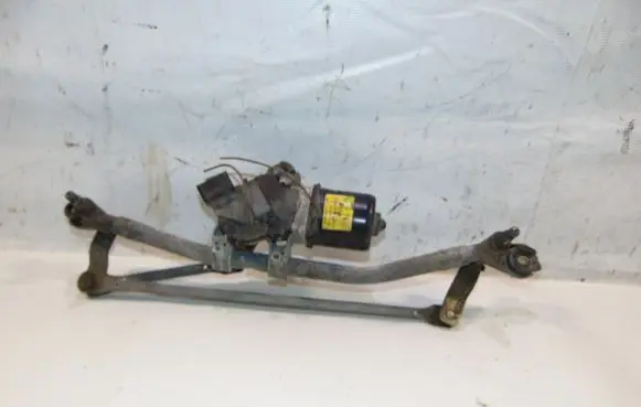 Citroen C3 Front wiper linkage and motor 6401F4