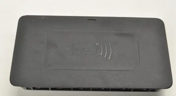 BMW 4 G22 G23 G24 G26 Battery charger (optional) 5B5FF97