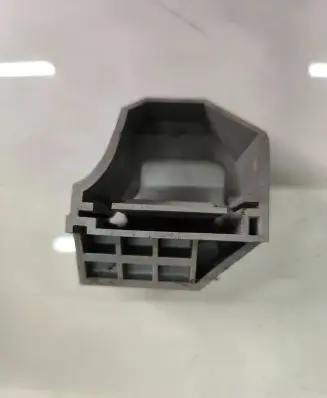 BMW 1 E81 E87 Radiator mount bracket 7807186