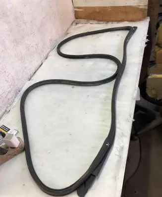 Nissan Juke II F16 Rubber seal front door (on door) 808316pa0c
