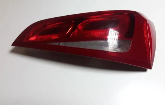 Audi Q5 SQ5 8R Tailgate rear/tail lights 8R0945094